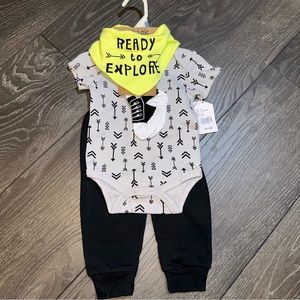 NWT 4-Piece Set Chick Pea Brand